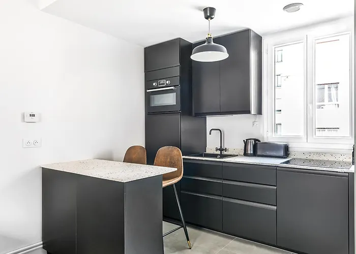 Apartmán Gros Caillou - Monttessuy 1bdr By B'your
